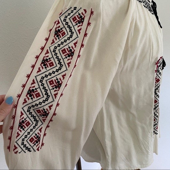 Forever 21 Blouse - Picture 3 of 4